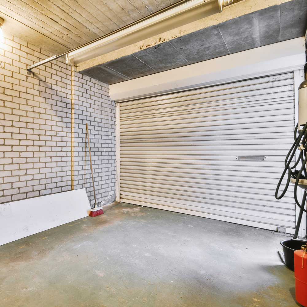Home garage door